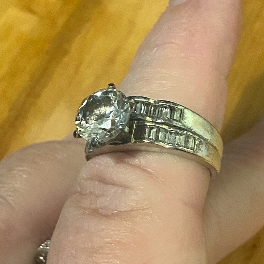 Wedding Set - Picture 2 of 5